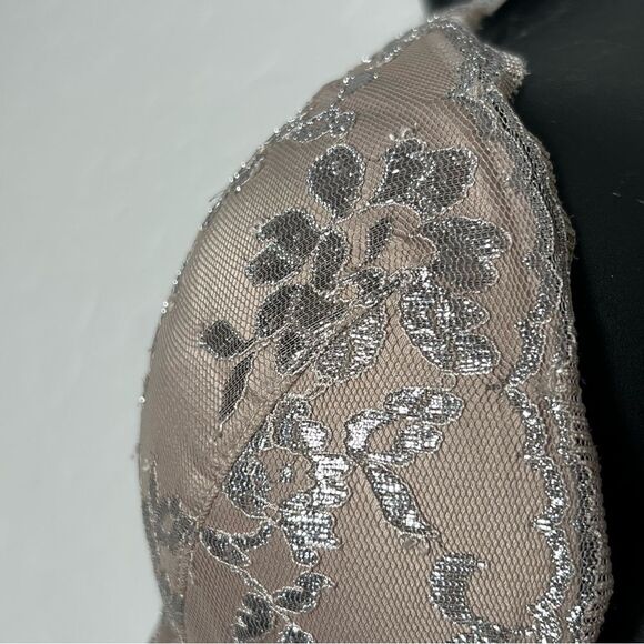 victoria’s Secret Lace Silver Push Up Shine Crystal Bra 34D - Picture 16 of 16
